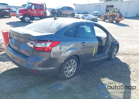 2012 Ford Focus Se z USA, uszkodzony, nr VIN 1FAHP3F27CL430612